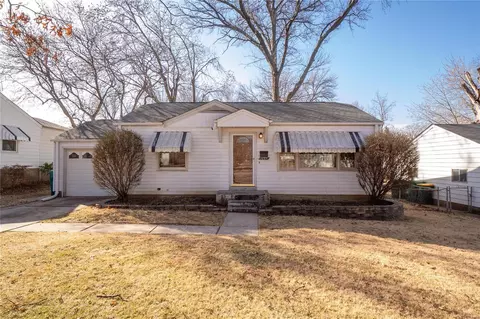 1254 Darr Dr, Saint Louis, MO 63137