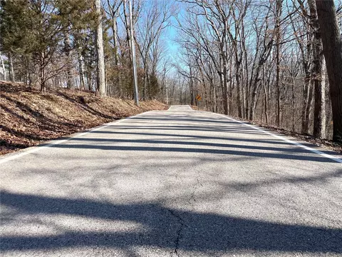 18947 Hardt Rd, Glencoe, MO 63038 photo 2