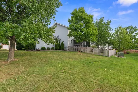 Exterior - 7314 The Cedars Dr, O'fallon, MO 63368 photo 4 of 7