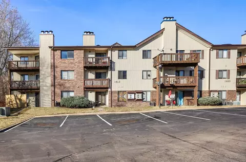 1615 Willow Wren Ct #308, Florissant, MO 63033
