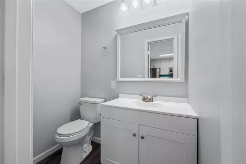 Bath - 807 Brookmead Dr, O'fallon, MO 63366 photo 1 of 3
