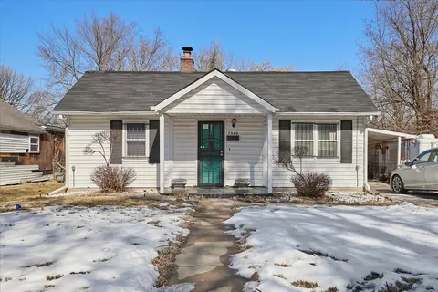 7349 Jenwood Ave, Jennings, MO 63136