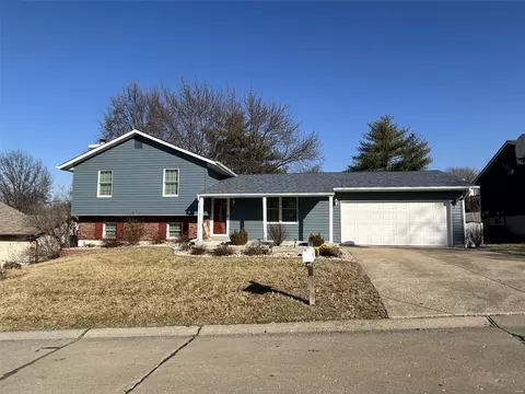 10 Driver Ct, Saint Peters, MO 63376