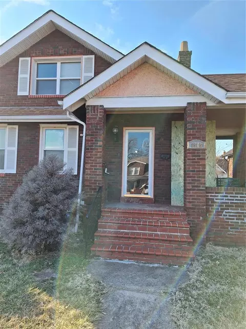3505 Ridgedale Ave, Saint Louis, MO 63121