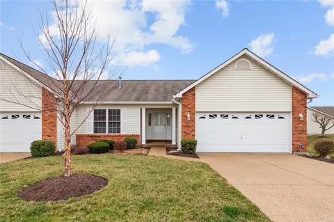 7116 Curtis Dr #787B, Dardenne Prairie, MO 63368