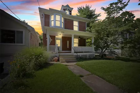 3355 Oxford Blvd, Maplewood, MO 63143