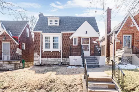 4126 Fairview Ave, Saint Louis, MO 63116
