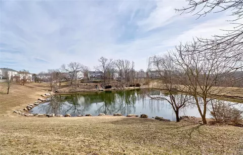 View/Area - 1212 Arbor Trails Ct, Ballwin, MO 63021 photo 2 of 4