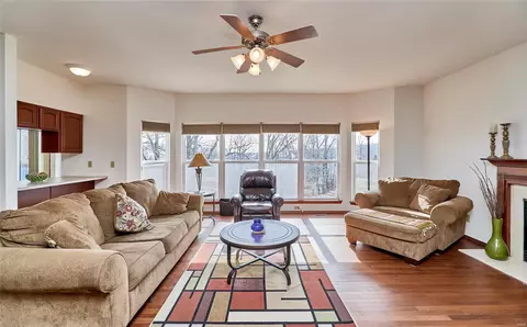 Living - 1212 Arbor Trails Ct, Ballwin, MO 63021 photo 3 of 7