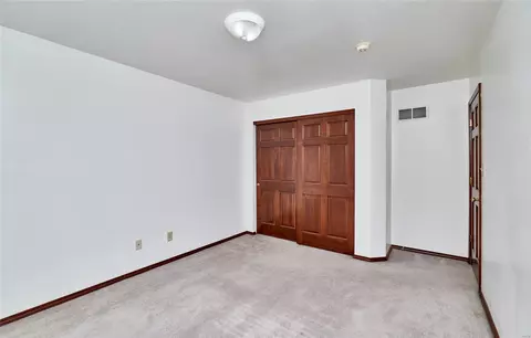 Bedroom - 1212 Arbor Trails Ct, Ballwin, MO 63021 photo 4 of 5