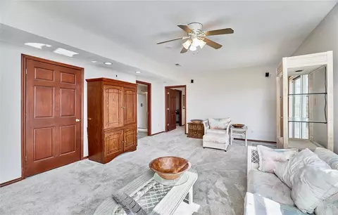 Living - 1212 Arbor Trails Ct, Ballwin, MO 63021 photo 6 of 7