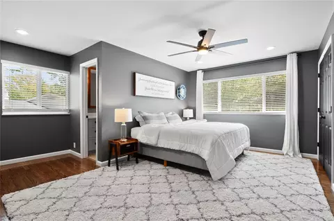 Bedroom - 837 Woodruff Dr, Ballwin, MO 63011 photo 1 of 4