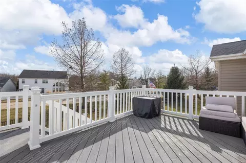Exterior - 612 Midland Dr, O'fallon, MO 63366 photo 7 of 9
