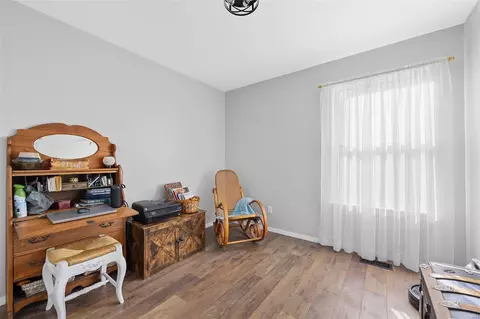 Bedroom - 612 Midland Dr, O'fallon, MO 63366 photo 4 of 7