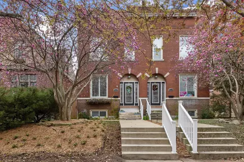 4212 Hartford St, Saint Louis, MO 63116