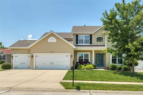 5528 Ashboro Dr, Saint Charles, MO 63304