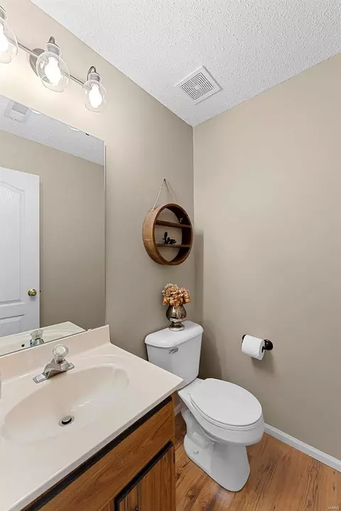 Bath - 7230 Cinnamon Teal Dr, O'fallon, MO 63368 photo 1 of 5