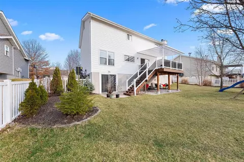 Exterior - 7230 Cinnamon Teal Dr, O'fallon, MO 63368 photo 8 of 11