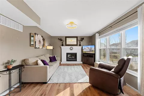 Living - 7230 Cinnamon Teal Dr, O'fallon, MO 63368 photo 4 of 6