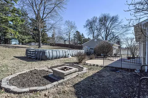 Exterior - 510 Hanna Rd, Manchester, MO 63021 photo 7 of 16