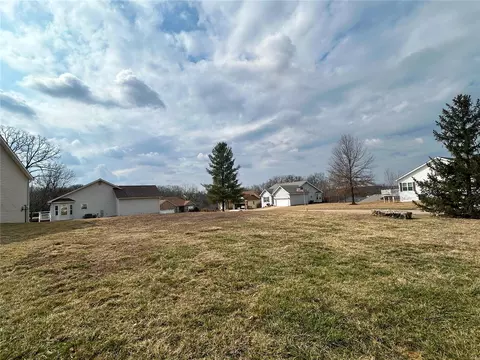 219 Fiddlecreek Rdg, New Melle, MO 63385