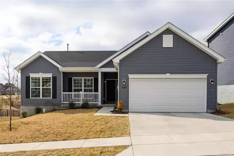 822 Summit Bluff Ct, Fenton, MO 63026