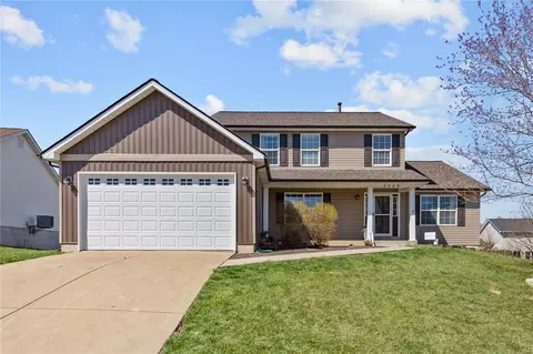 2009 Great Oaks Blvd, Wentzville, MO 63385
