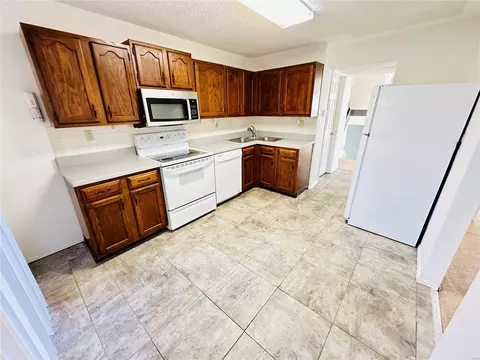 Kitchen - 131 Carmel Woods Dr, Ellisville, MO 63021 photo 1 of 1