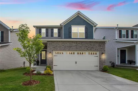 125 Woodline Ct, Saint Peters, MO 63376