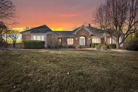 1163 Whitmoor Dr, Weldon Spring, MO 63304