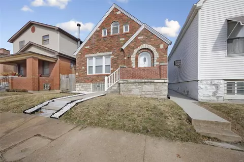 4033 Phillips Ave, Saint Louis, MO 63116