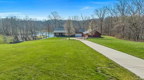 10 Madre Ct, Foristell, MO 63348