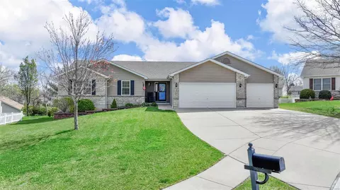 4104 Bedford Manor Ct, Wentzville, MO 63385