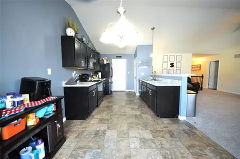 Kitchen - 505 Wabash Pl, O'fallon, MO 63366 photo 3 of 7