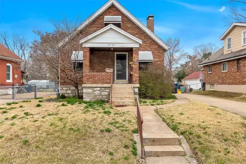 7153 Winona Ave, Saint Louis, MO 63109