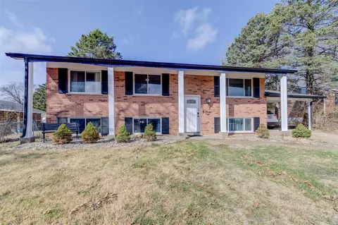 4163 Fuller Ln, Bridgeton, MO 63044