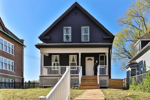 7224 Arsenal St, Saint Louis, MO 63143