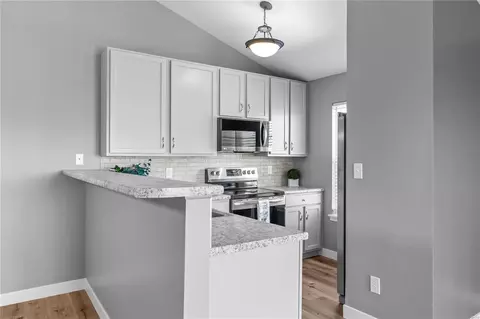 Kitchen - 4300 Spring Creek Ln, O'fallon, MO 63368 photo 1 of 5