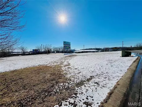 2720 Shepherd Of The Hls, Branson, MO 65616