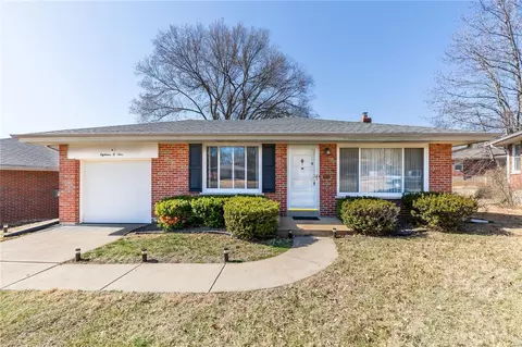 1809 Diane Dr, Saint Louis, MO 63125