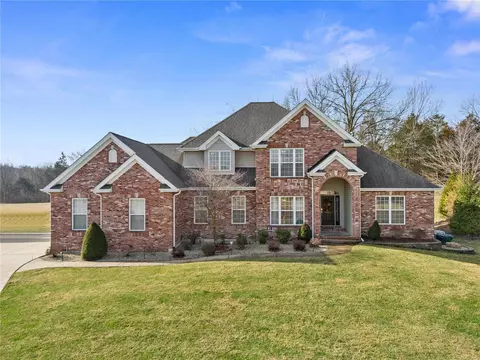 2317 Longest Dr, Wentzville, MO 63385