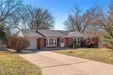 1338 Thatcher Ave, Saint Louis, MO 63135