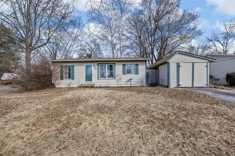 55 Plum Tree, Saint Peters, MO 63376