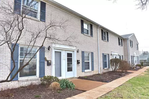 4114 Paule Ave, Saint Louis, MO 63125