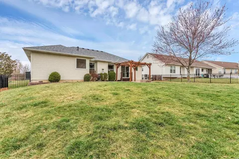 Exterior - 2358 Hidden Deer Dr, O'fallon, MO 63368 photo 8 of 10