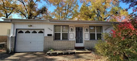 10255 Pannell Dr, Saint Louis, MO 63136