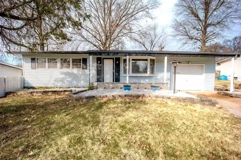 10327 Varnum Dr, Saint Louis, MO 63136