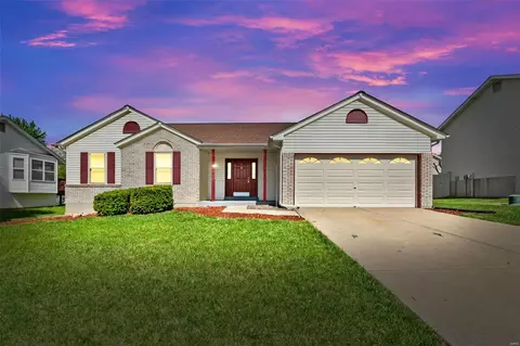 1237 Harvest Ridge Dr, Saint Charles, MO 63303