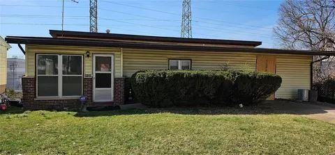 3109 Wheaton Ave, Saint Louis, MO 63114
