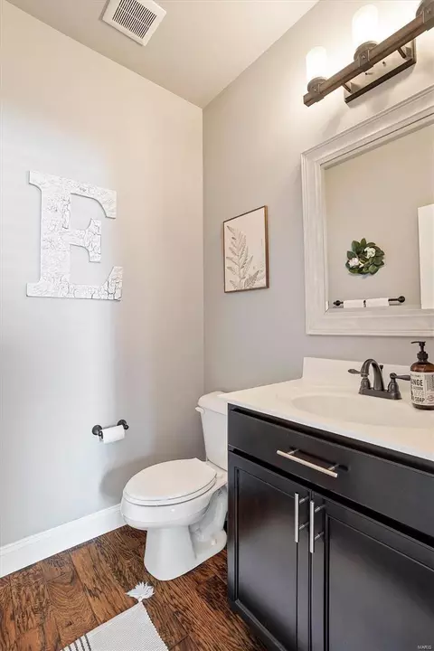 Bath - 535 Deer Brook Dr, O'fallon, MO 63366 photo 1 of 5